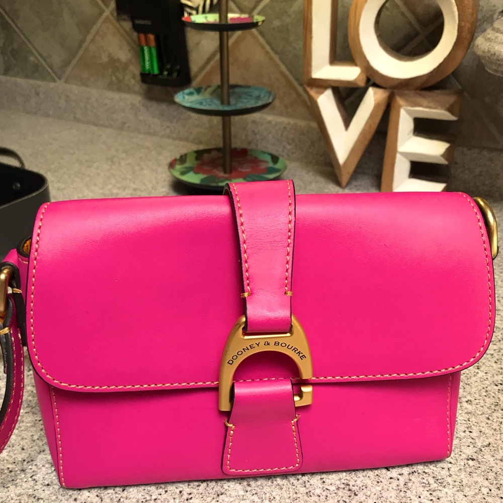 *Dooney and Bourke leather purse* Kyra Fuchsia Pink & Orange GORGEOUS- LIKE NEW